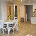 Liisupesa With Sauna And Garden * Pärnu