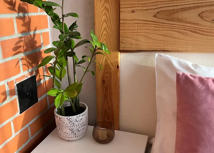 아파트 Liisupesa With Sauna And Garden